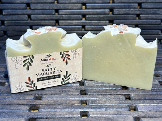Indio, Shea Butter, Pink Himalayan Salt, ESSENTIAL OILS Lemongrass, Lime, Cardamom, Clary Sage
VEGAN